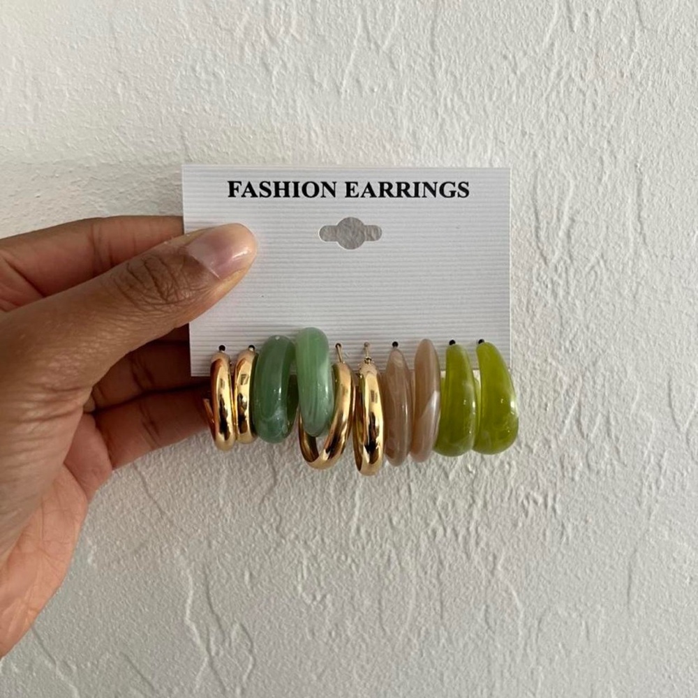 Fashion earrings